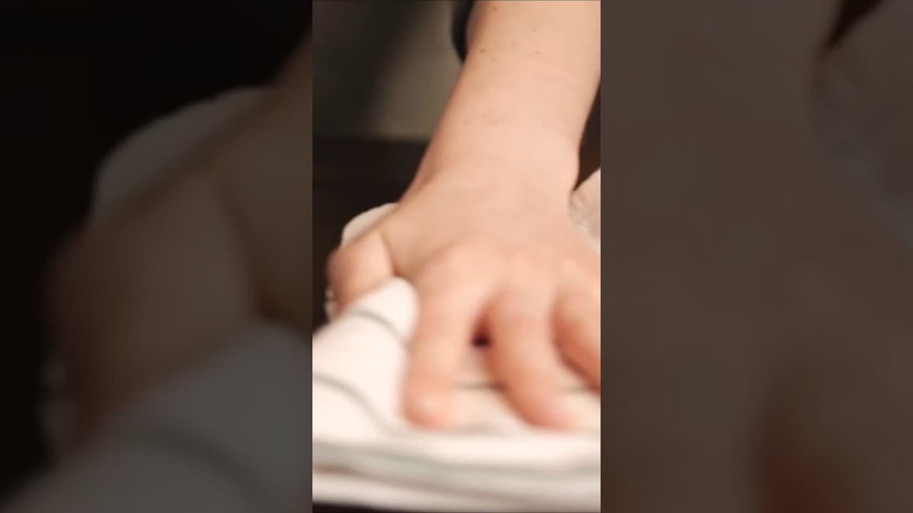 Why Commercial Cleaners Make Your Home Dirtier