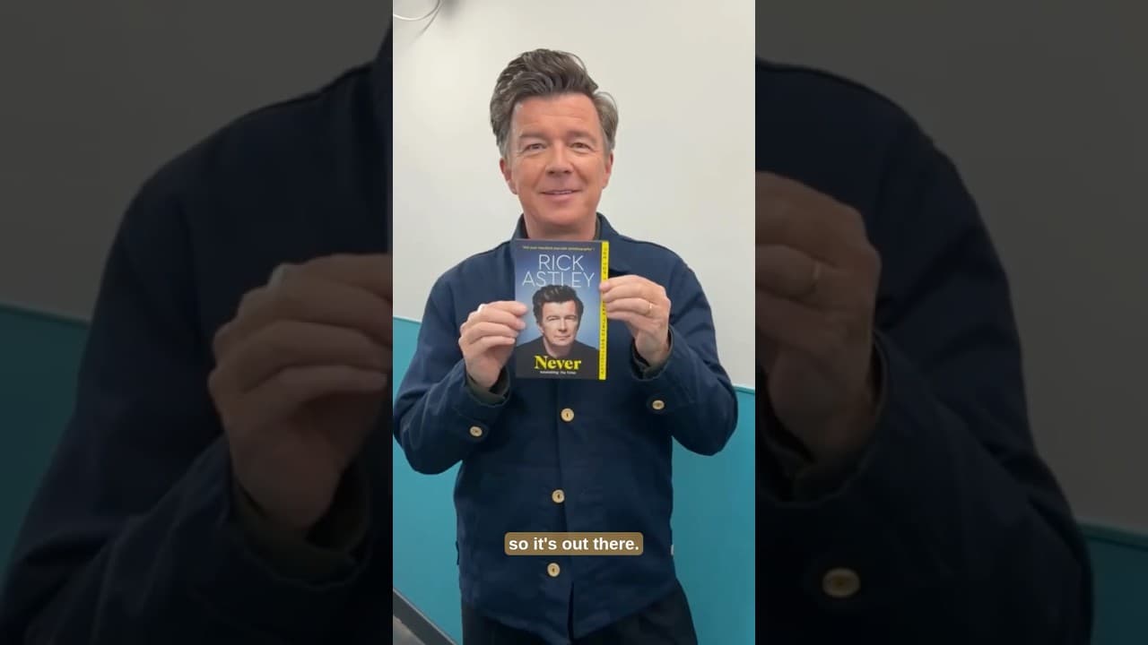 Out in paperback today 📚