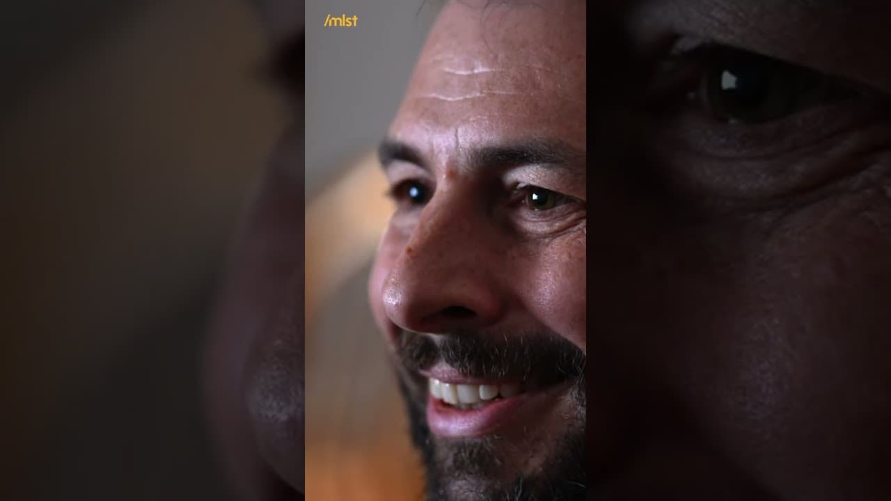 This Tiny Code Made Artificial Life! (Blaise Agüera y Arcas)